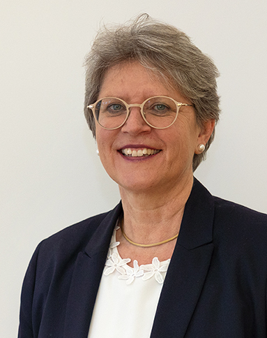 uster_staatsanwaltschaft_fsm_03-10-16_009 Rita Famos ist seit 2021 die neue Präsidentin der Evangelisch-reformierten Kirche Schweiz (EKS). Sie lebt in Uster.
